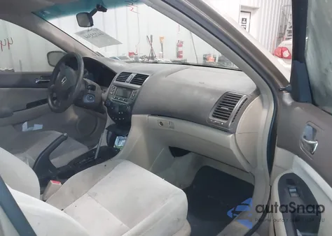 2005 Honda Accord 2.4 Dx from USA, damaged, VIN 1HGCM56145A173960